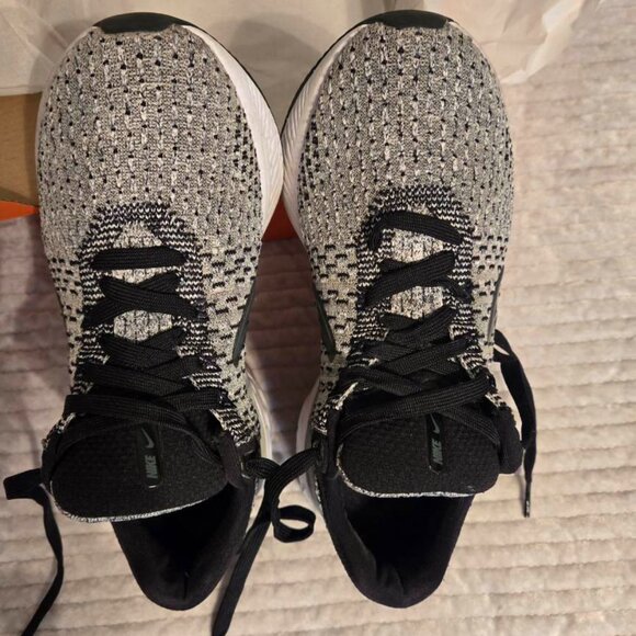 Nike Interact Run Shoes - Picture 1 of 7